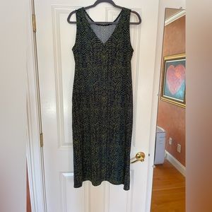 New sundress with pickets and one zip pocket on the right.
